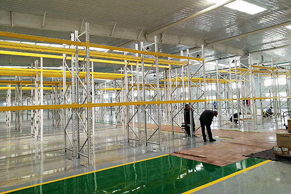 倉(cāng)庫(kù)貨架